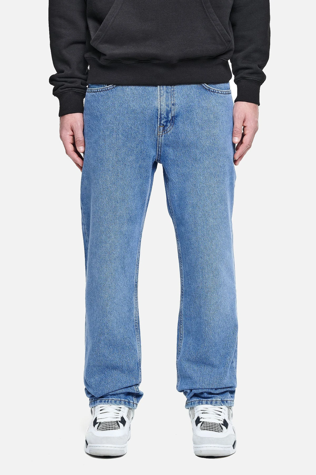 Baures Straight Jeans Washed Blue 1 Baures Straight Jeans Washed Blue