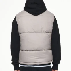 Landin Puffer Vest Nickle -Fashigen Sales PEGADOR LOOKBOOK SHOTING HOSEN34681
