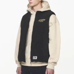 Orae Teddy Vest Onyx Black 10 Orae Teddy Vest Onyx Black -Fashigen Sales PGDR BUILD TO LAST E COMMERCE MENS7613 2