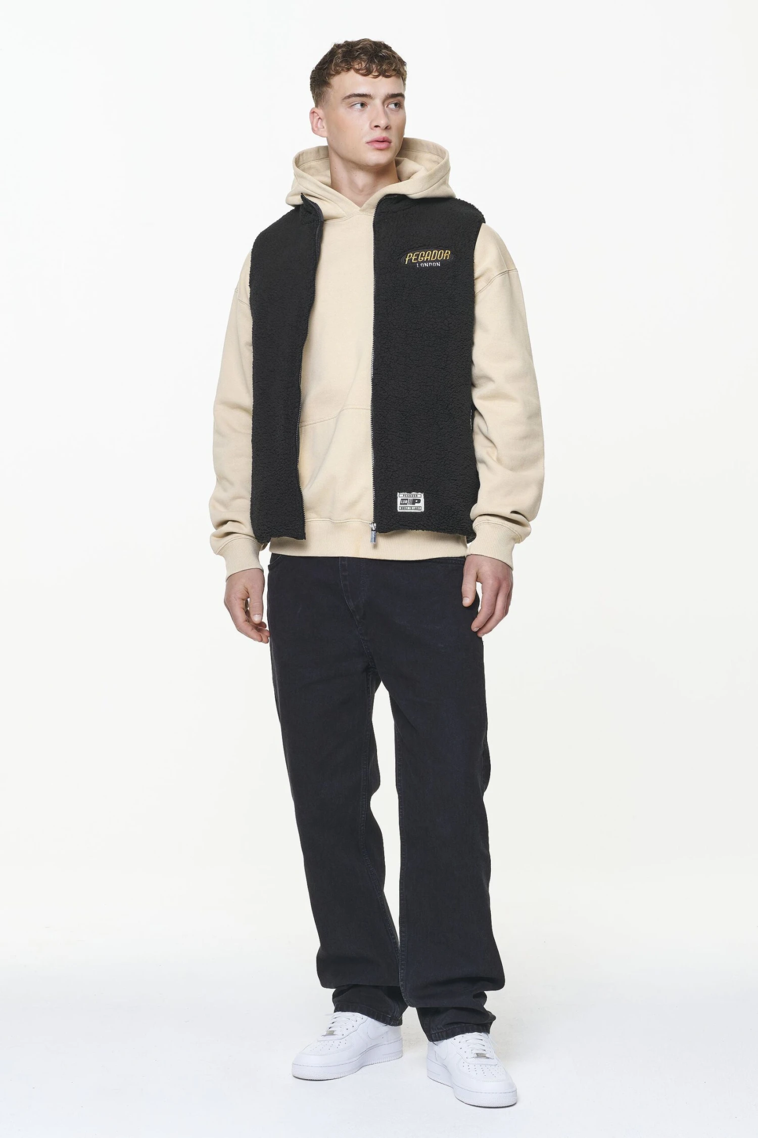 Orae Teddy Vest Onyx Black 3 Orae Teddy Vest Onyx Black - Image 3