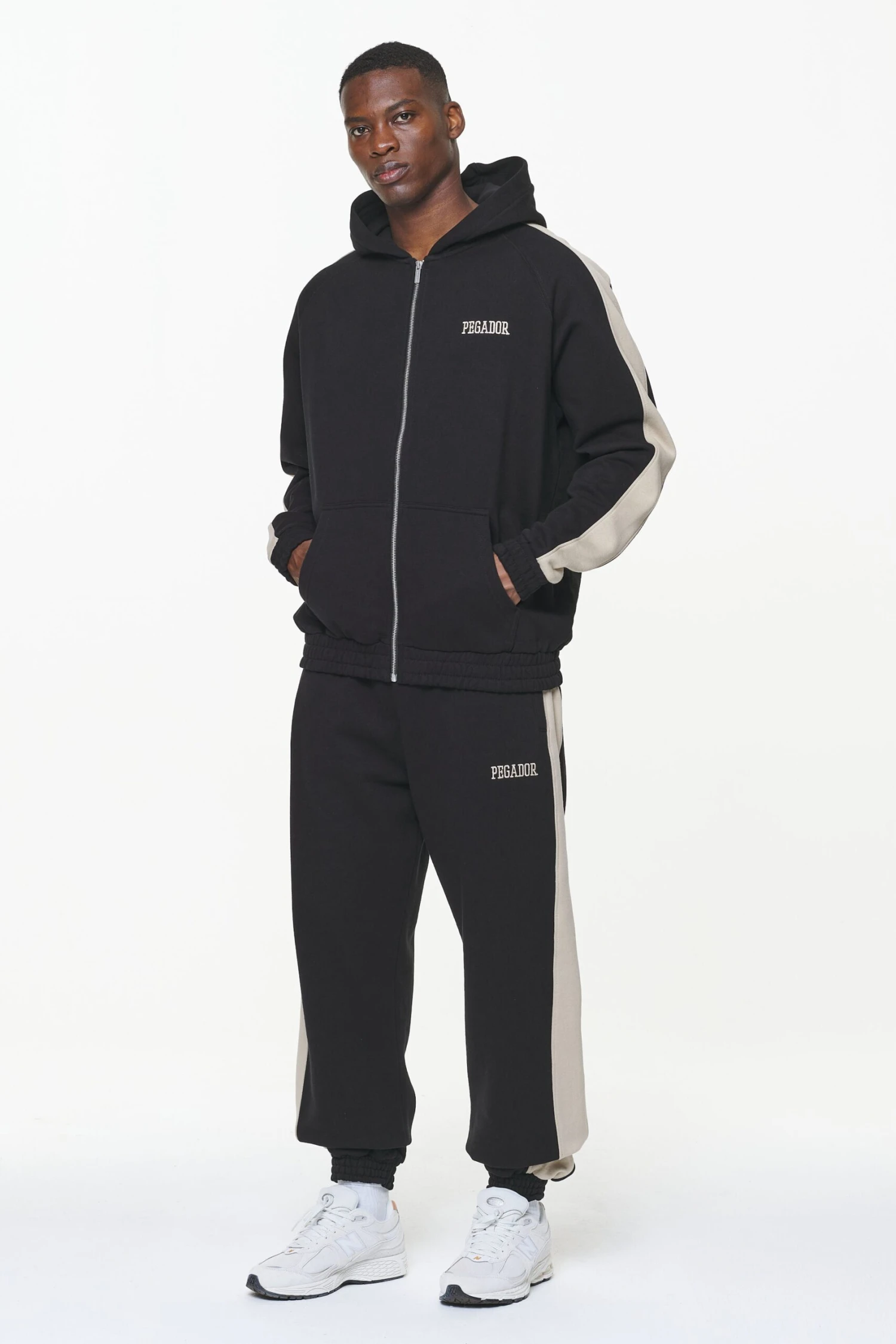 Aytoun Heavy Sweat Pants Vintage Washed Onyx Black 2 Aytoun Heavy Sweat Pants Vintage Washed Onyx Black - Image 2