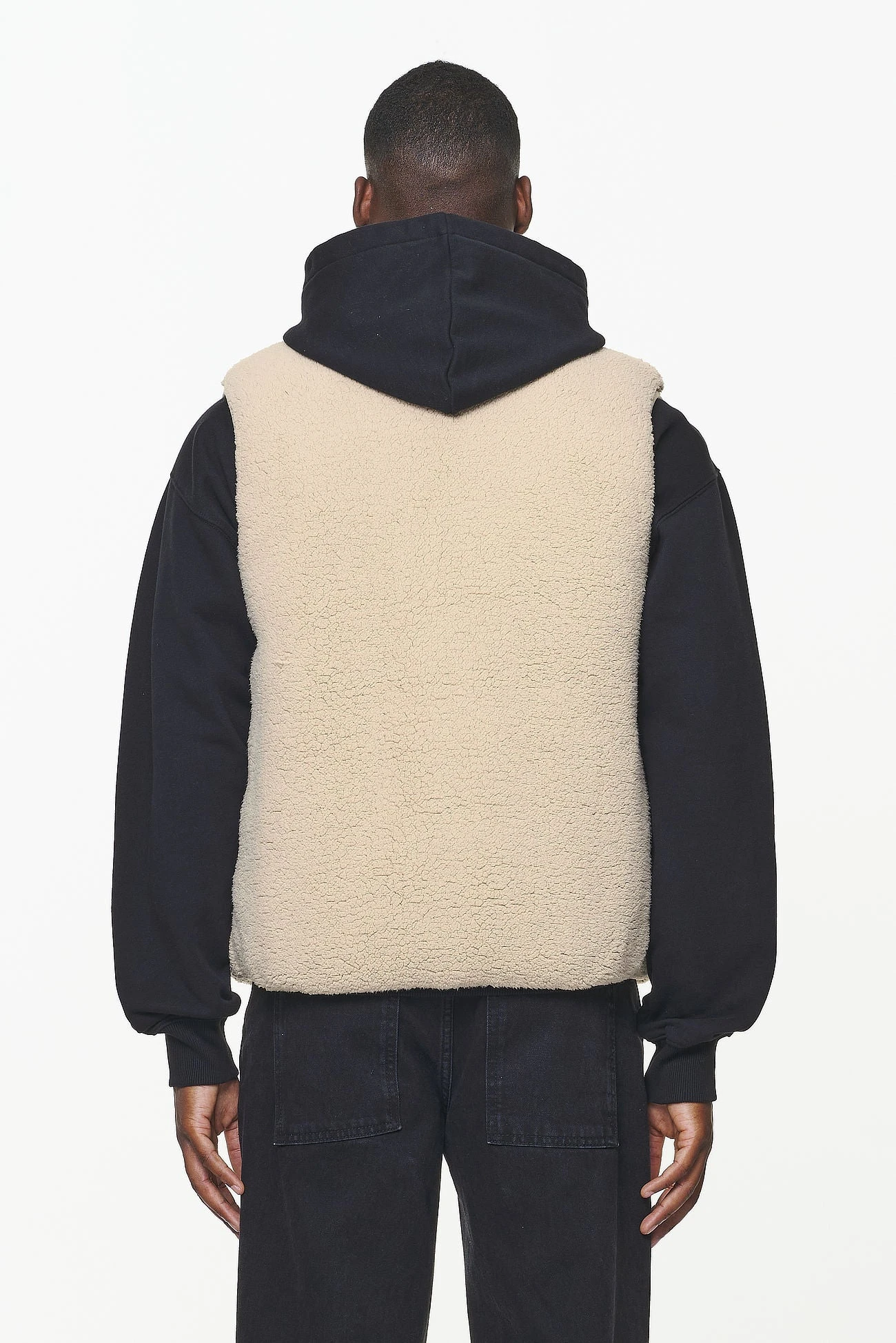 Orae Teddy Vest Kingdom Beige 4 Orae Teddy Vest Kingdom Beige - Image 4