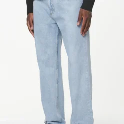 Tibo Baggy Jeans Washed Light Blue 7 Tibo Baggy Jeans Washed Light Blue -Fashigen Sales PGDR BUILD TO LAST PANTS MENS0426