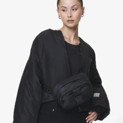 Nash Bum Bag Black 9 Nash Bum Bag Black -Fashigen Sales PGDR DND E COMMERCE WMNS DAY 258205 scaled