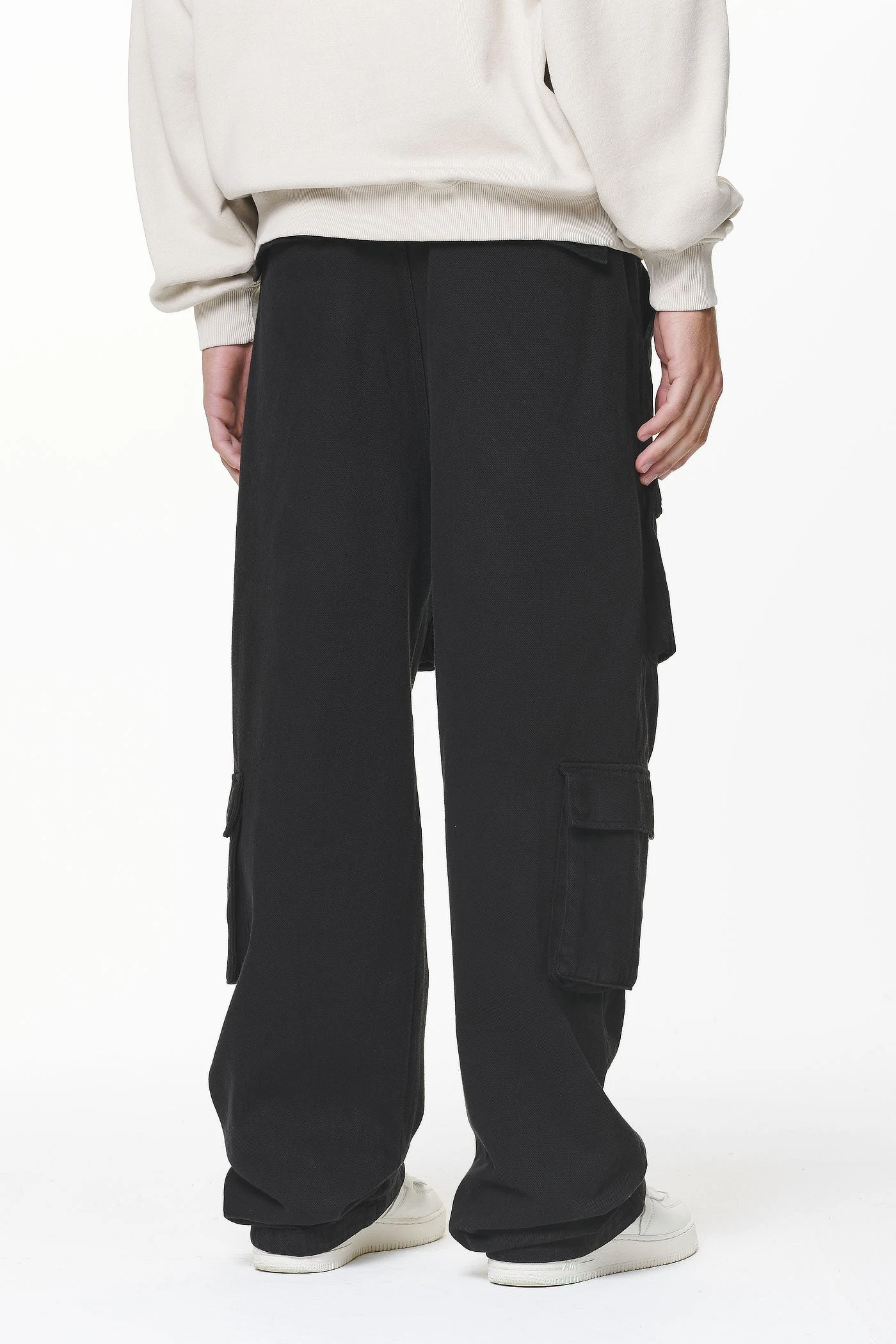 Bantam Wide Cargo Pants Black 5 Bantam Wide Cargo Pants Black - Image 5