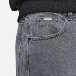 Baltra Baggy Jeans Washed Grey 9 Baltra Baggy Jeans Washed Grey -Fashigen Sales PGDR NEVER TOO LATE ECOMMERCE 2 FEMALE BLUE181