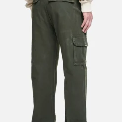 Neiva Cargo Pants Olive Green 8 Neiva Cargo Pants Olive Green -Fashigen Sales PGDR NEVER TOO LATE ECOMMERCE 2 FEMALE BLUE77