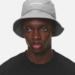 Logo Bucket Hat Cool Grey White -Fashigen Sales PGDR NEVER TOO LATE ECOMMERCE MALE CAPS8 58d4375f e83d 4fd5 88b3 aac5cd94a61f